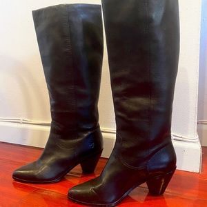Frye Lila Slouch in Black